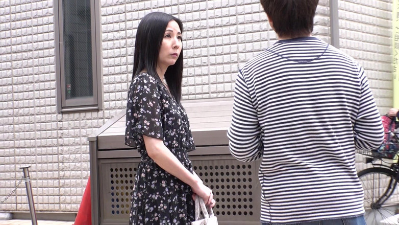 MBM3988: Krs-294 a Very Cute Shaved Mature Woman