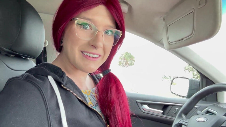 Missellie8: Massive Mommymovie