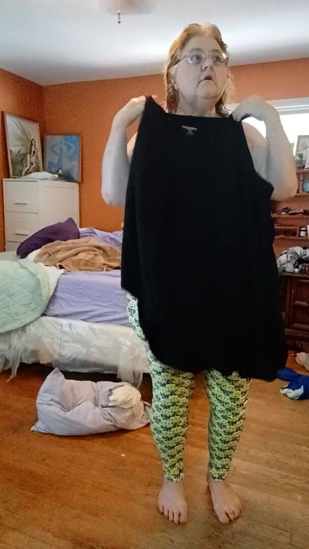 BBW nurse Vicki adventures with friends: Dressing pentru fanii chiloți Hei