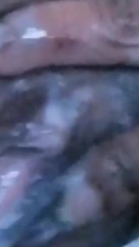 Les deux plus gros squirts de chatte sur Internet dégoulinent maintenant sans arrêt