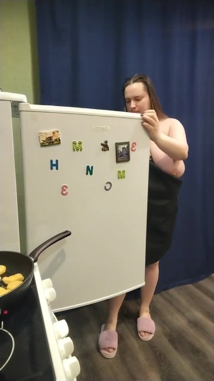 3LINDSEY3: Frying Nuggets