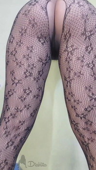How About I Sit on Your Face? I'll Spread My Buttocks for You to Enjoy.