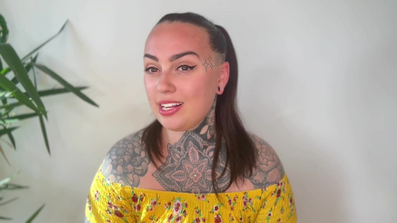 Miss Valentina: Cea mai bună prietenă a lui Wifeys Homewreck