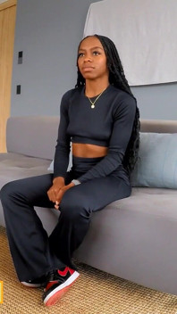 Această negresă latino Ig Influencer crede că analul dur este biletul ei pentru un rol Reality TV