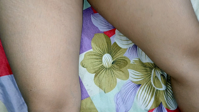 kirti bhabhi: Seks hot abang tiri dan saudara tiri india di malam...