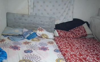 Horny Stepson Watches His Stepmom with a Big Ass Taking a Bath