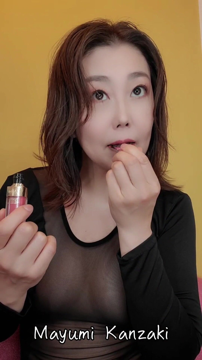 Mayumi Kanzaki: Japanese Wife in a Sexy Dress