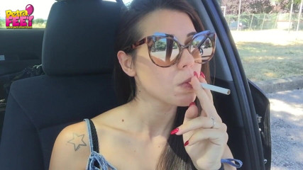 Smokin Fetish: mast itaalvi beb ke saath kaar men dhoomrapaan