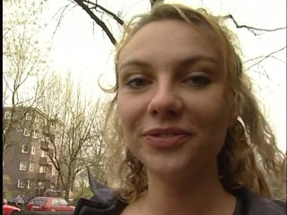 Lucky Cooch: Сексуальна дівчина брала інтерв'ю на вулиці