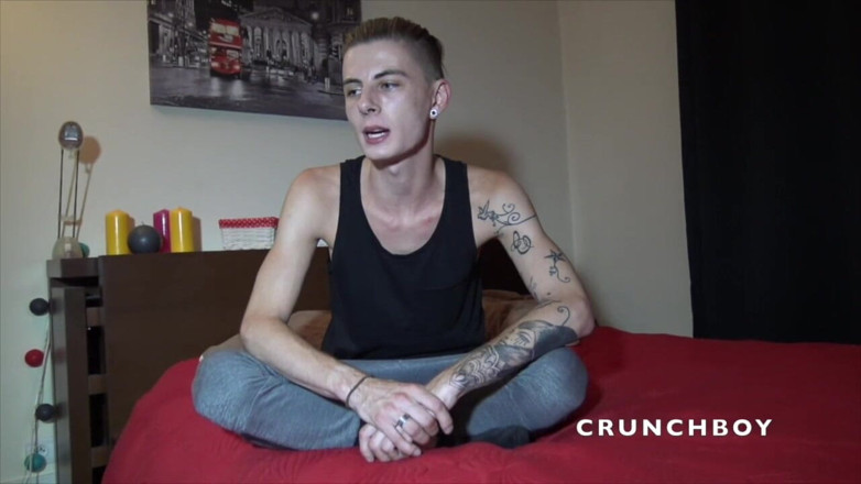 Kinky Bareback Boys: Jerome Jams fucked by XXL black cock