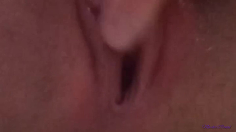 Masha69anal: whore loves wild fisting and squirt