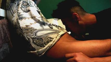 Idmir Sugary: Evli kadın onu emmek istemiyor, bu yüzden bunu yapıyorum