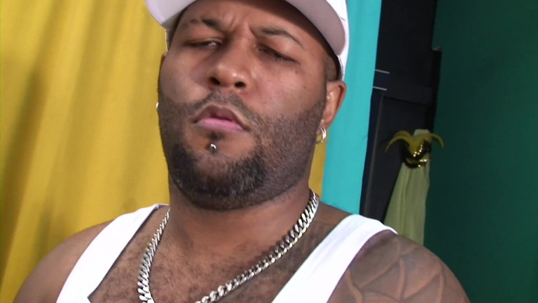Male Dream: Ebony gangster has a good jerk off session