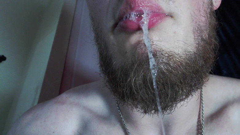 Hunky time: Feeding with Saliva