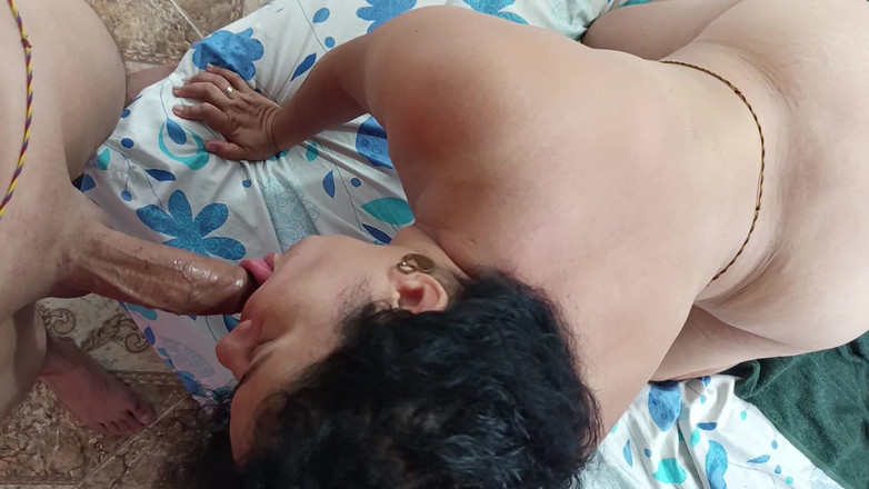 Valkyrieandluigy: Ragazza paffuta che succhia di gusto