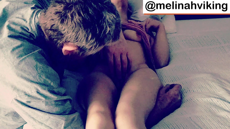 Melinah Viking: टच Me Tenderly