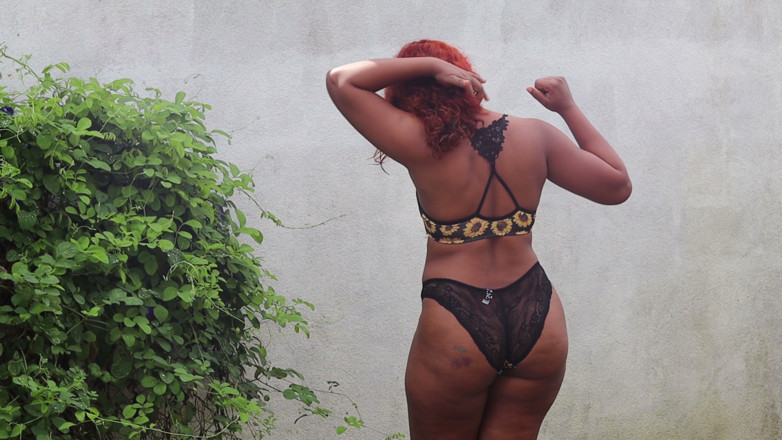 Beauty7Angels: Girassol sexy Nilmini Sheron - nova tentativa de transporte
