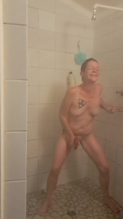 ZenitheBloodRose: Buổi tắm siêu ướt gợi cảm