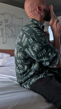 Ela Recompensa Minha Massagem Com Um Boquete Molhado