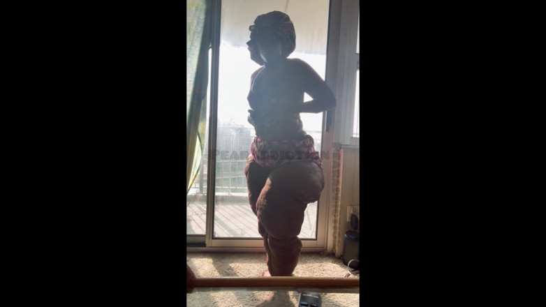 Pearaddiction: Loose Skin Full Video