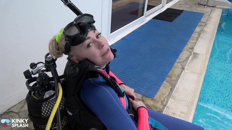 UKCuteGirl Lucy Lauren: Scuba Retreat Day 2 - Sudut pandang pepek rahsia semasa pelajaran