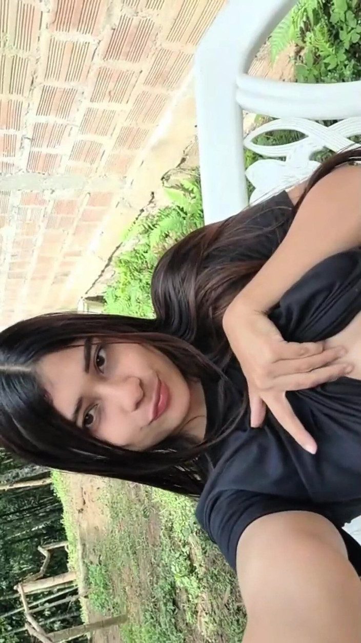 Yulieth Gomez: पोर्न अभिनेत्री yulieth gomez हस्तमैथुन करती है