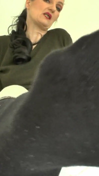 Fulfill Your Owner's Wishes! He, Black Socks, Wants to Be Impregnated! Lady Victoria Valente