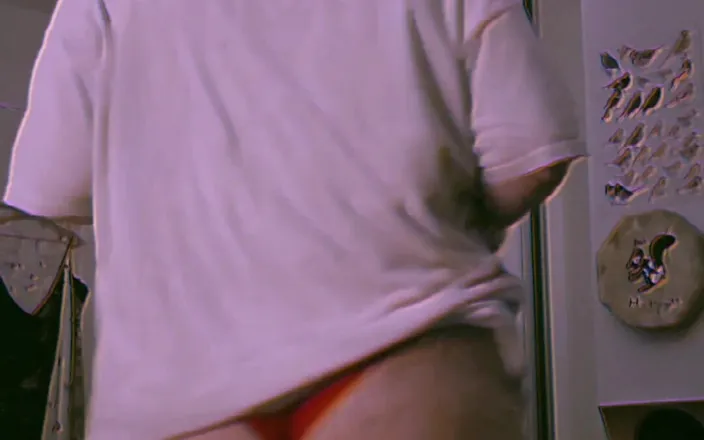 MyPrejacBoyfriend: Shaking My Big Ass to Music