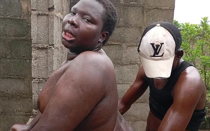 Sexydaddy: Two Thuggish Guys Fuck a Chubby Bottom in an Uncompleted...