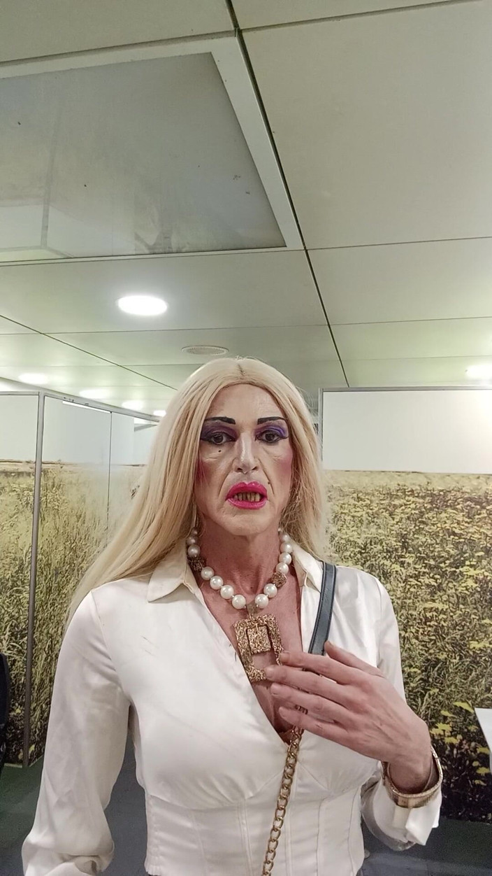 Tatiana Zorrita: Blondýna