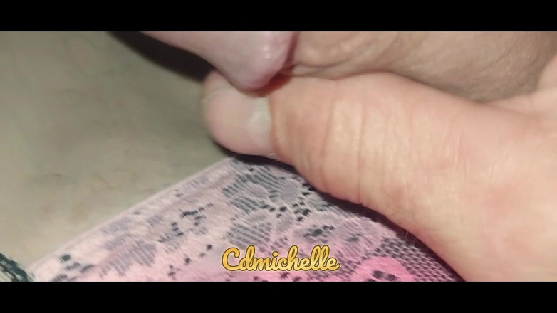 Crossdressers Cd Michelle wearing sexy lingerie: 섹시한 란제리를 입은 Cdmichelle 클로즈업