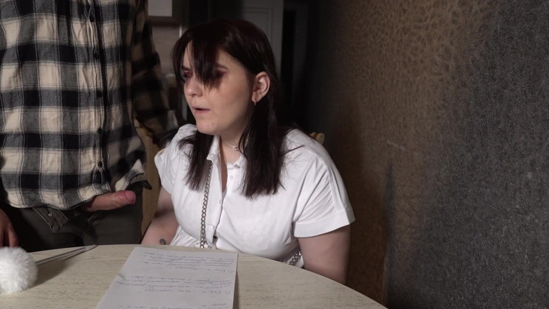 Polly Sweet: 女子生徒が屈辱のために影響力のある教師に支払う