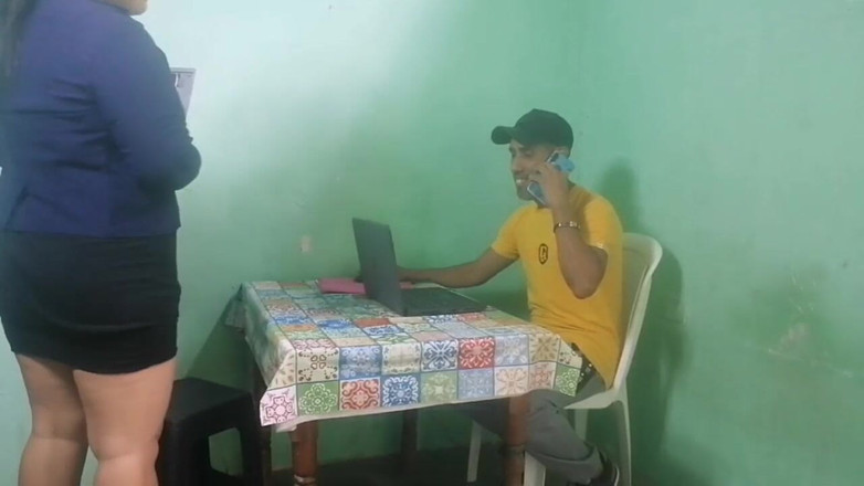 Adribella69: Мачеху трахает в ее большую задницу пасынок в офисе муженька для куколда