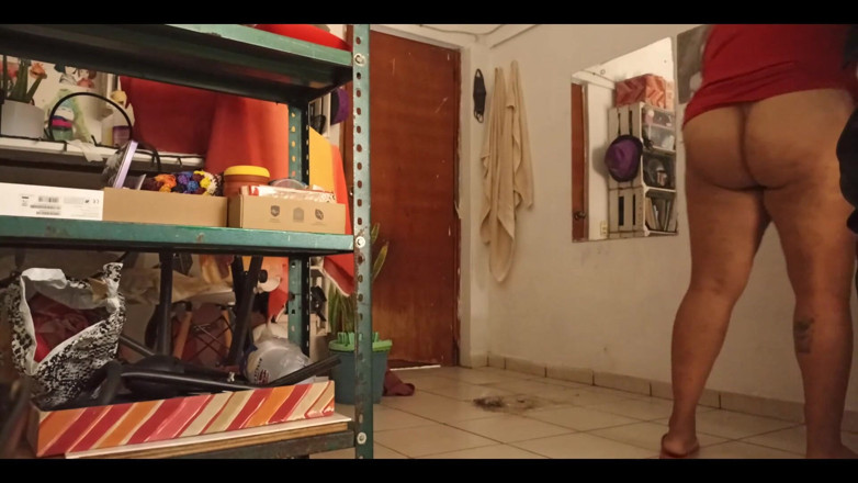 Karmicoxv: I Left the Cell Phone Recording While the Cleaning Lady...
