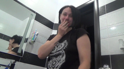 Goddess Misha Goldy: Cara perde a toalha na minha frente SPH