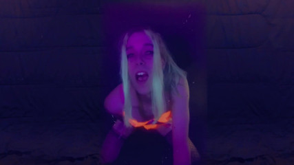 CarmenMelatonin: Geiles partygirl bereit zu geritten zu werden