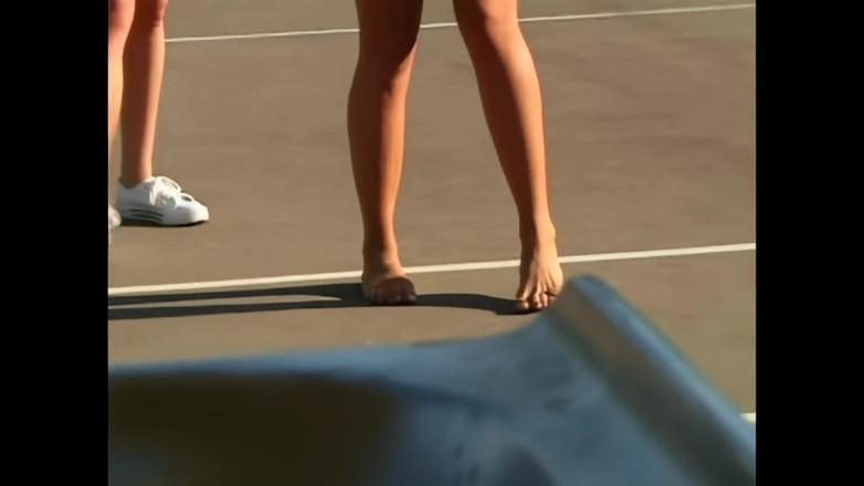 Pornobello: Venus: Dopo Il Tennis a Me Piace Leccare La Fica...