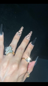 Who Eles Just Loves Long Nails!!! They so Sexy