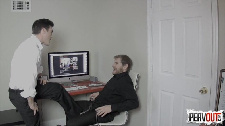 ManUpFilms: Atrapado masturbándose en el trabajo