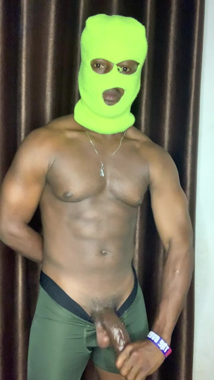 Enigmatic Buoy: Horny Hunk Jerks off in the Morning