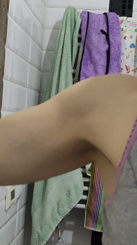 Big Woman's Muscles Flexing