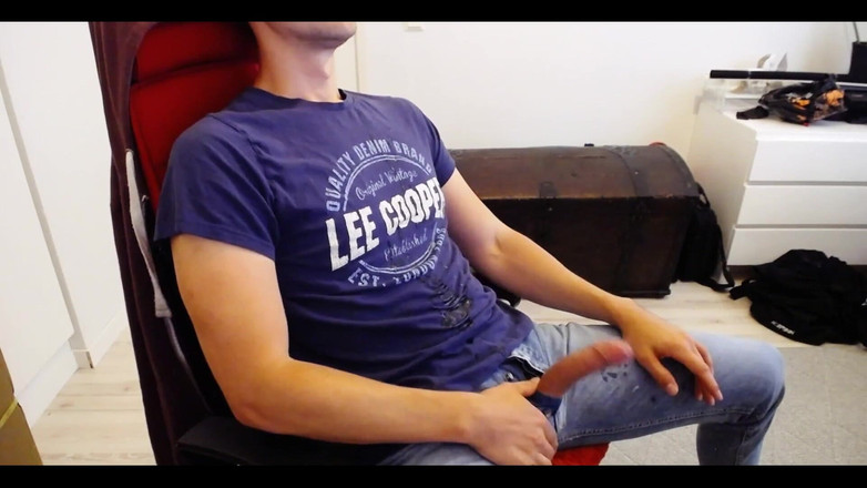 Awesome A: Jeans fetisch