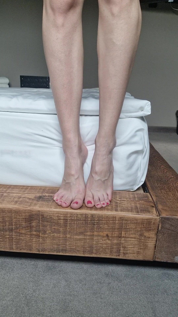 silicone_brunette: Škádlení prsty