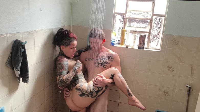 Carmona's films: Fucking the Ass in the Shower