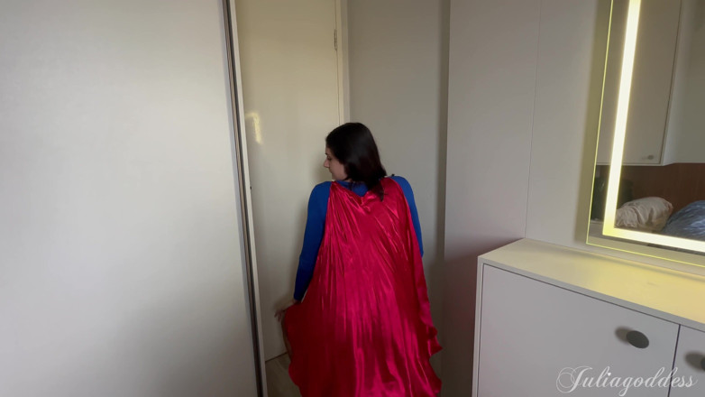 Shamelesscouple: Supergirl Mesmerized - Domination to Obedience