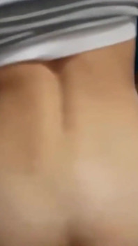 작은 영향력 있는 아르헨티나 겸둥이 젊은 여자 아마추어의 끔찍한 후장