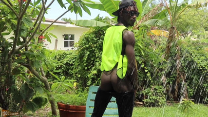 CocoDorm: Kendrick Marcel建筑拍摄