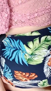 Geile latina-mieterin befriedigt ihren mieter, indem sie ihm einen tollen fick gibt - porno auf spanisch
