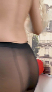 Florane Russell - Miss mile high stockings