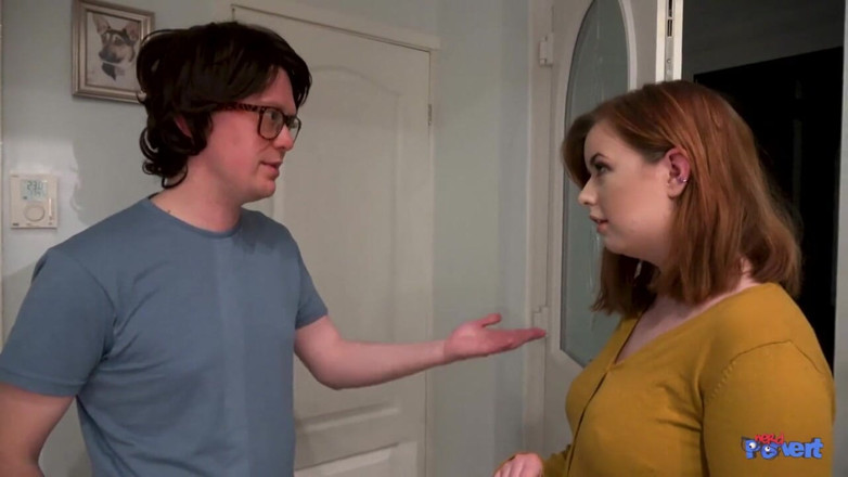 Nerd Pervert: Millie Santoro y Caitlyn Smith - putas